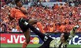 25-Jun-2000 - Yugoslavia-Netherlands - Goal by Kluivert (Netherlands) on 24' (0-1)
