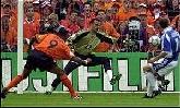 25-Jun-2000 - Yugoslavia-Netherlands - Goal by Kluivert (Netherlands) on 54' (0-4)